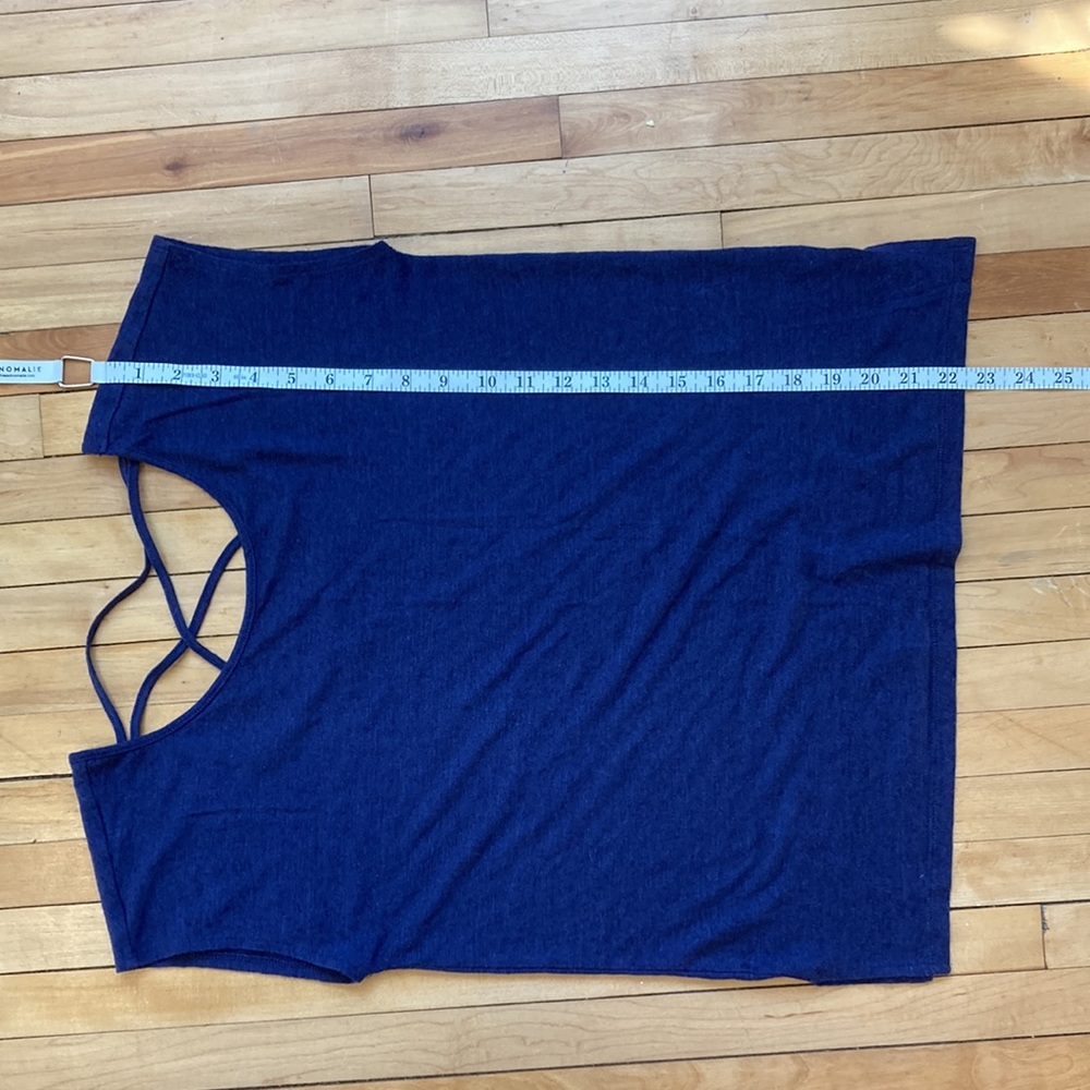 GAP Top - Picture 8 of 8